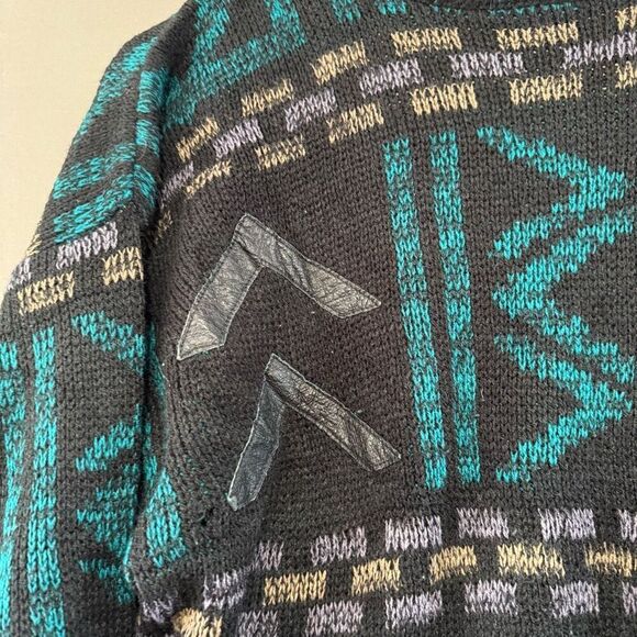 Cambridge Classics Men’s Multicolored Sweater Size Medium 100% Acrylic - Picture 2 of 9